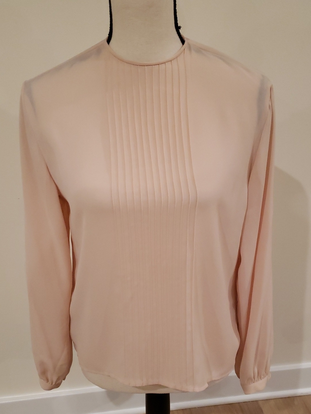 Liz Claiborne Vintage Women's Long-Sleeve Pleated Blouse in Light Blush Pink